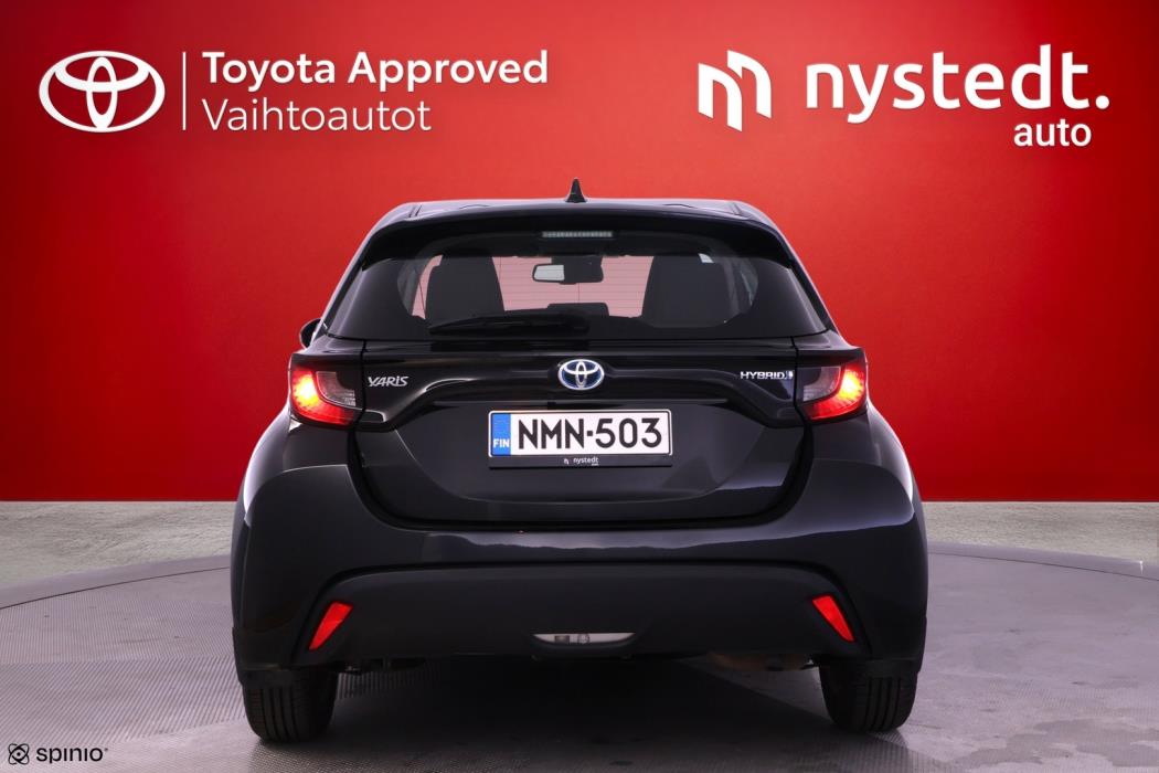 TOYOTA Yaris 2022
