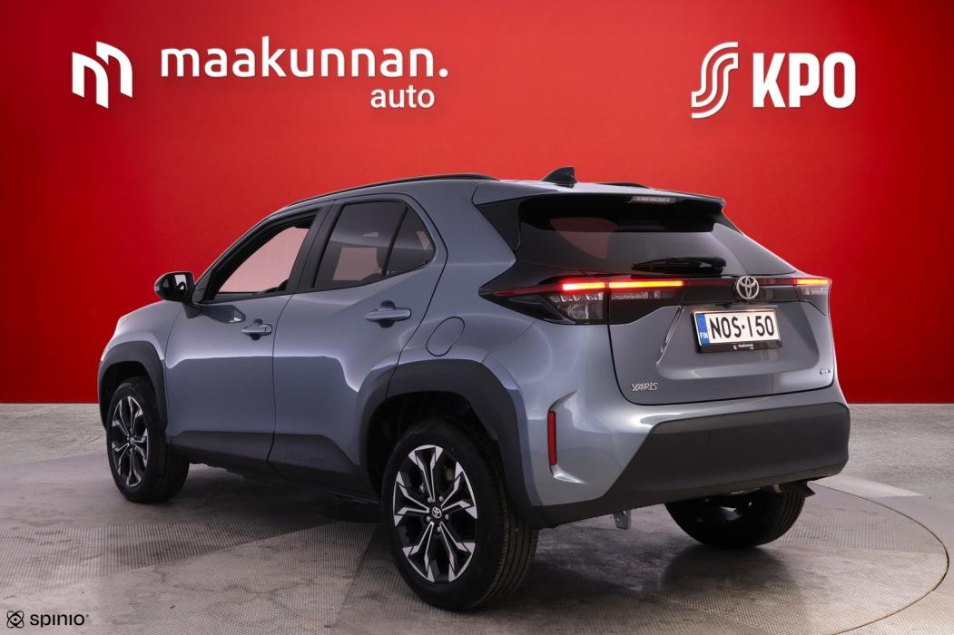 TOYOTA Yaris Cross 2026