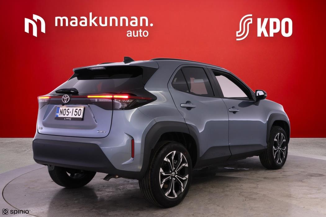 TOYOTA Yaris Cross 2026