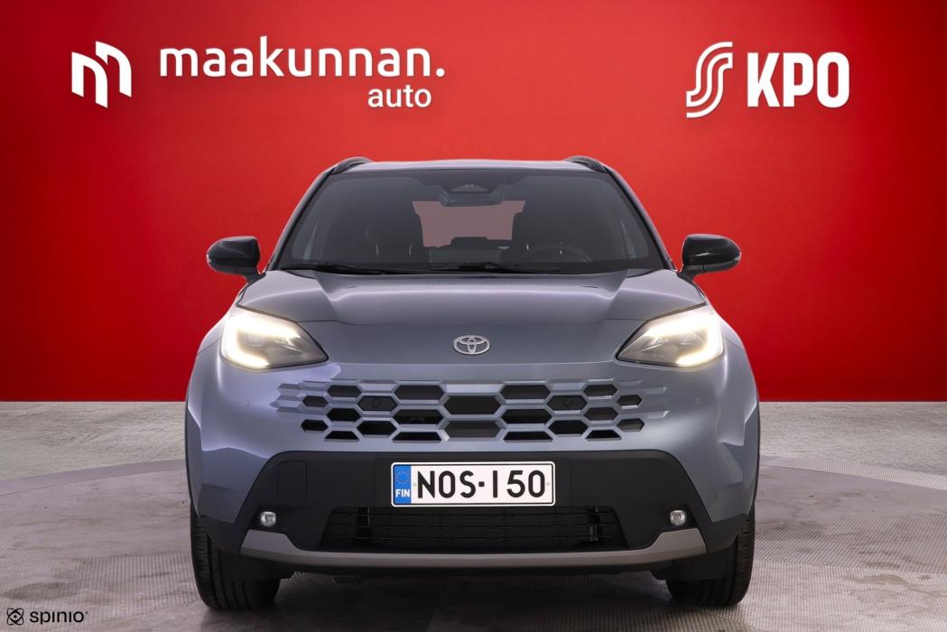 TOYOTA Yaris Cross 2026