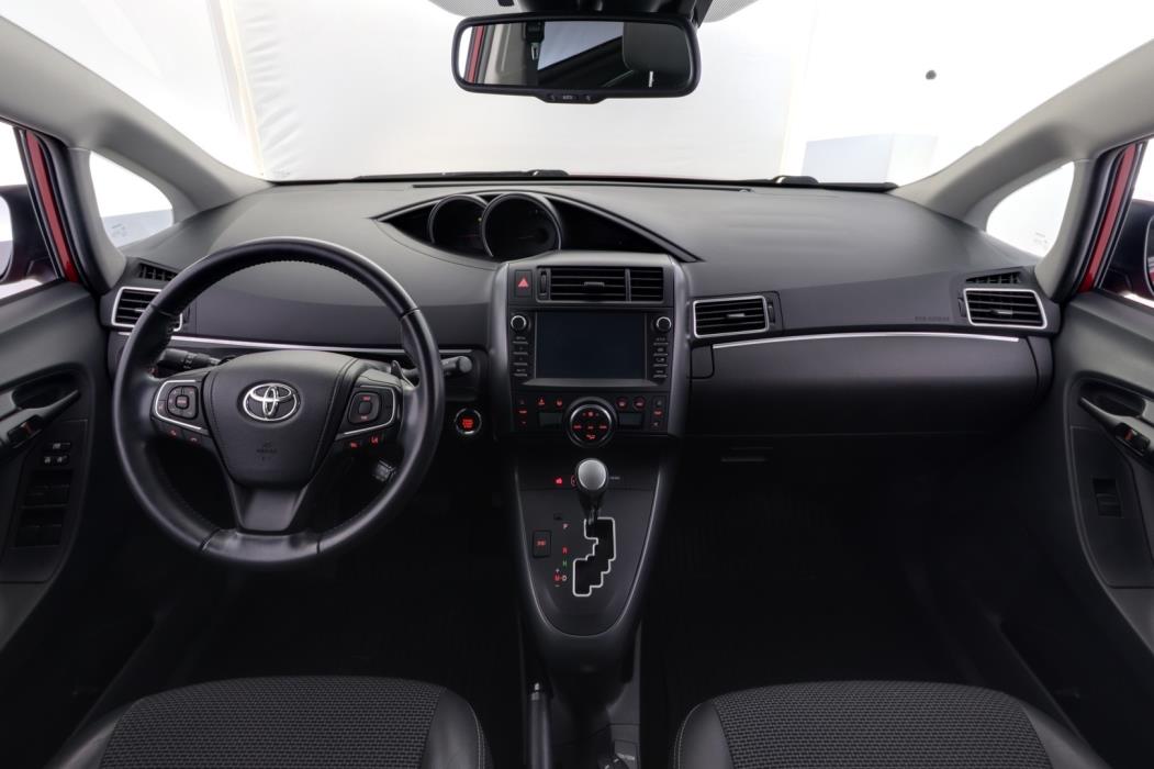 TOYOTA Verso 2017