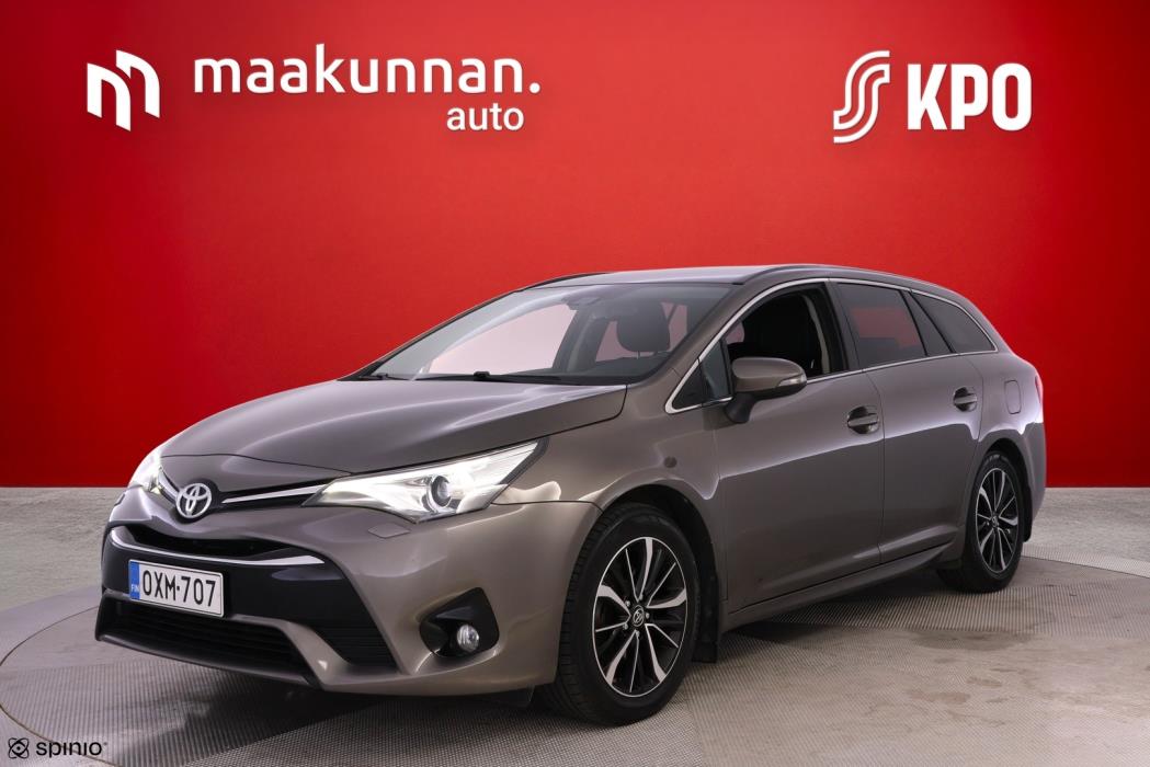 TOYOTA Avensis 2018