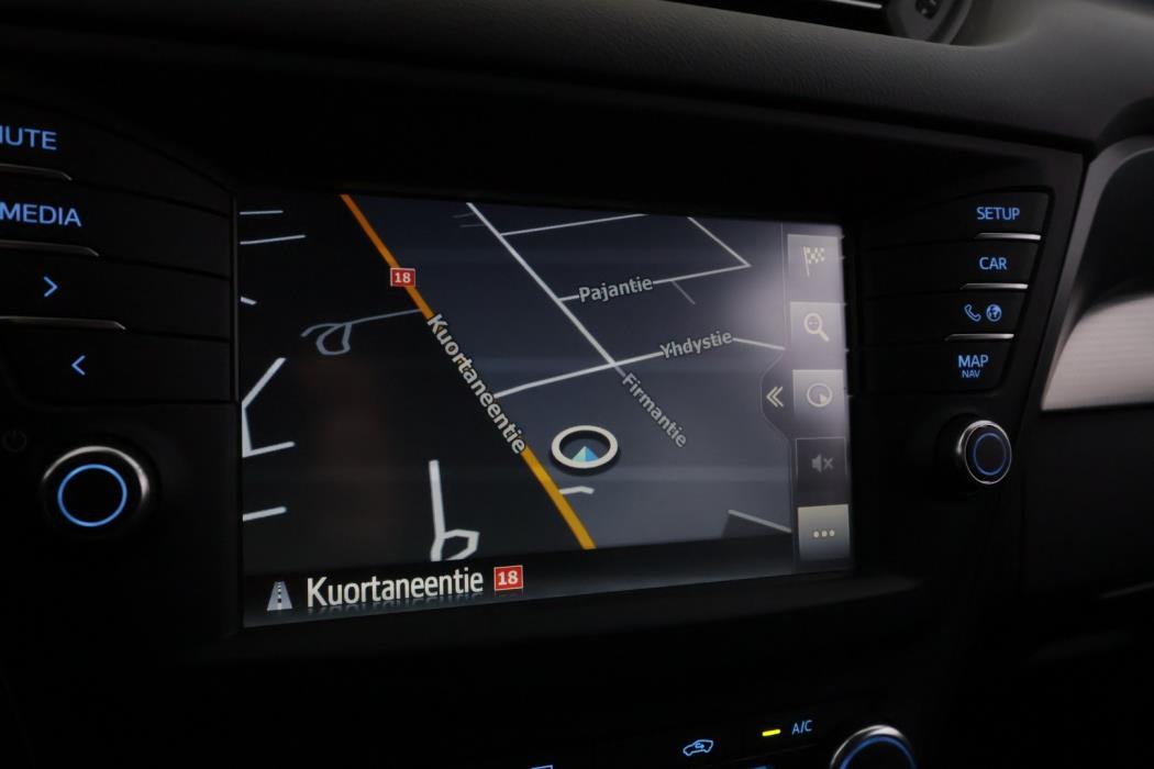 TOYOTA Avensis 2018