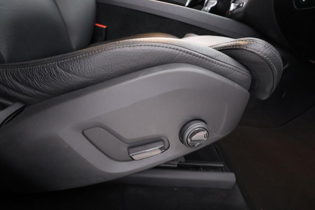 VOLVO XC60 2018