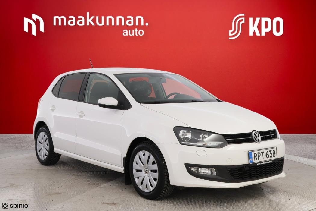 VOLKSWAGEN Polo 2012
