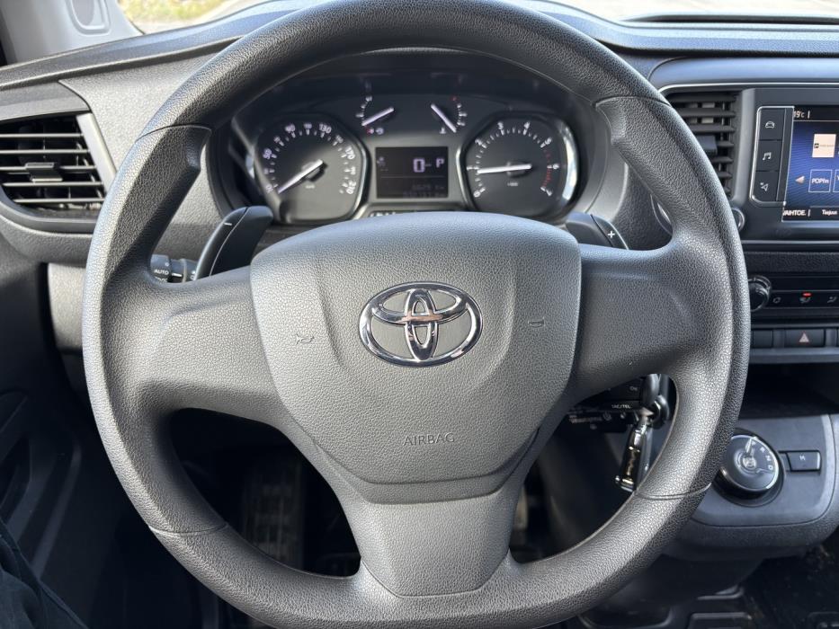 TOYOTA Proace 2024