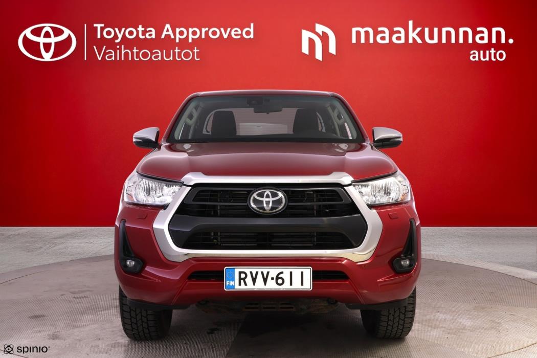 TOYOTA Hilux 2024