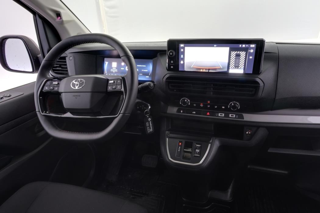 TOYOTA Proace 2025