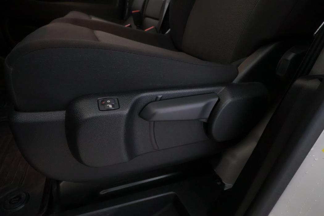 TOYOTA Proace 2025