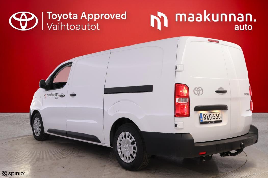 TOYOTA Proace 2025