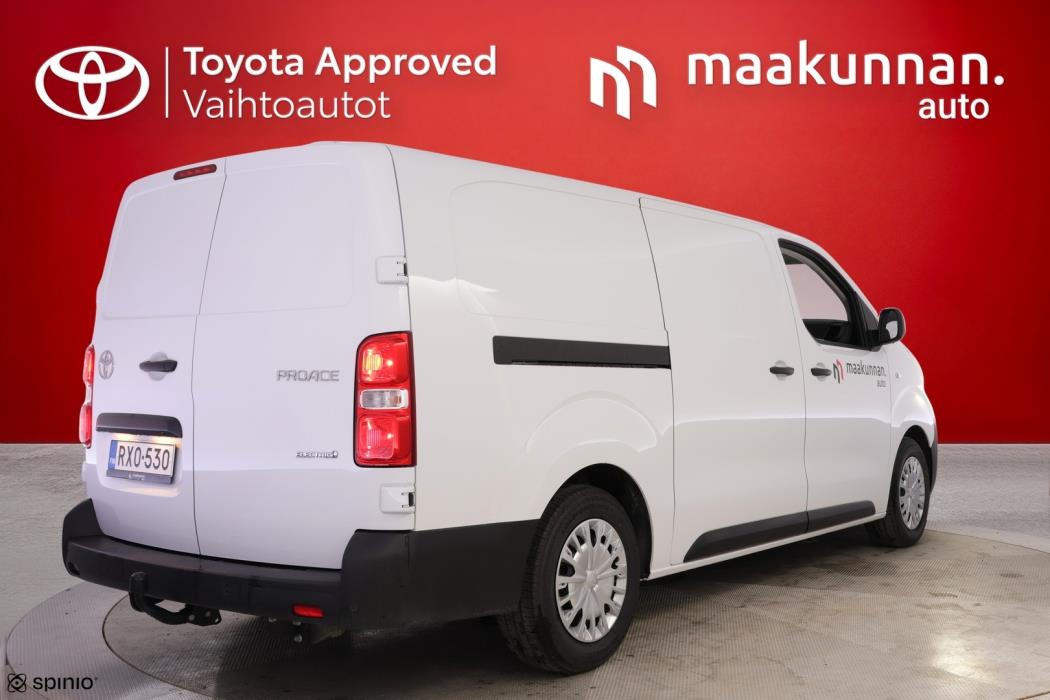 TOYOTA Proace 2025