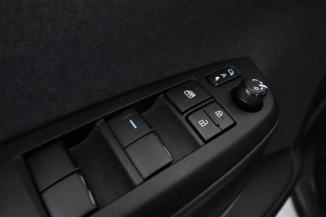 TOYOTA Yaris Cross 2022