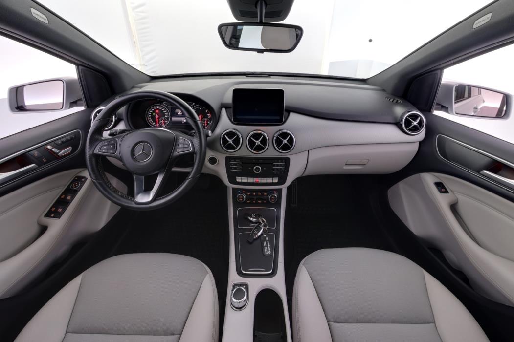 MERCEDES-BENZ B 2015