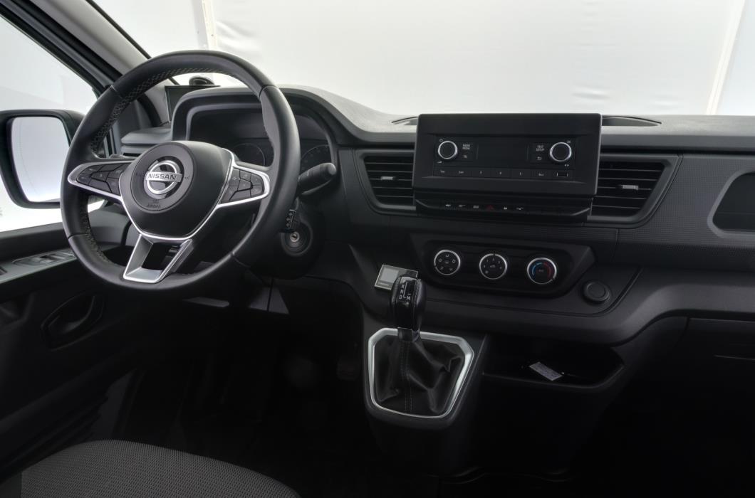 NISSAN Primastar 2023