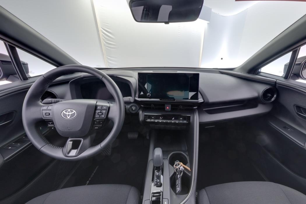 TOYOTA C-HR 2025