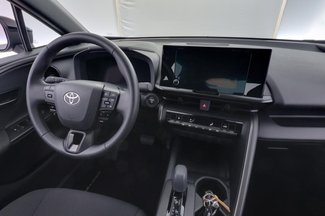 TOYOTA C-HR 2025