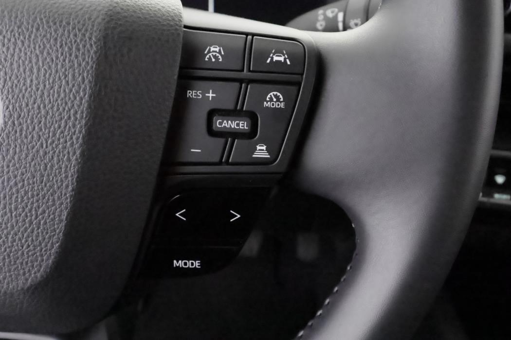 TOYOTA C-HR 2025