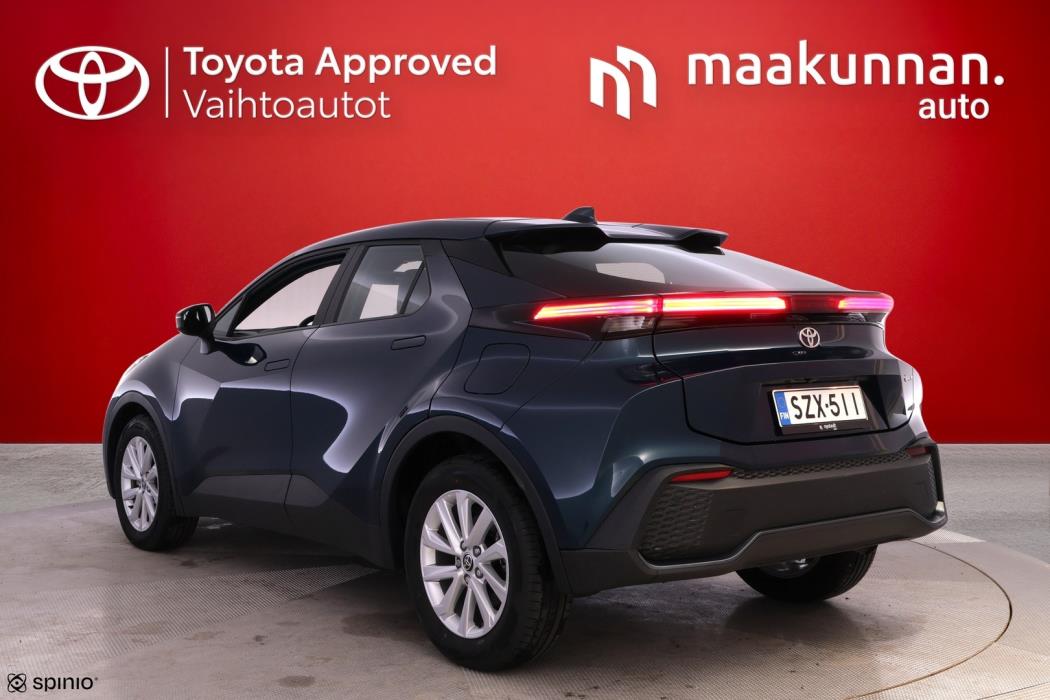 TOYOTA C-HR 2025