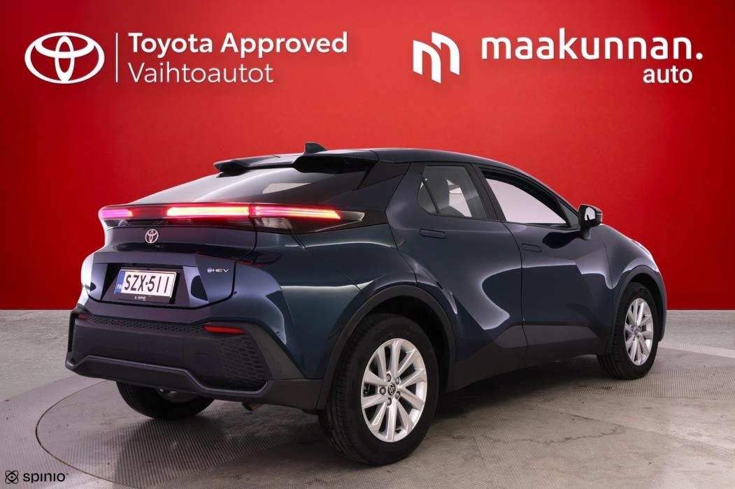 TOYOTA C-HR 2025