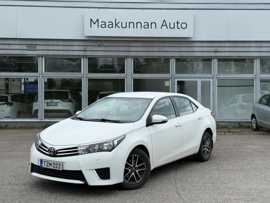 TOYOTA Corolla 2014