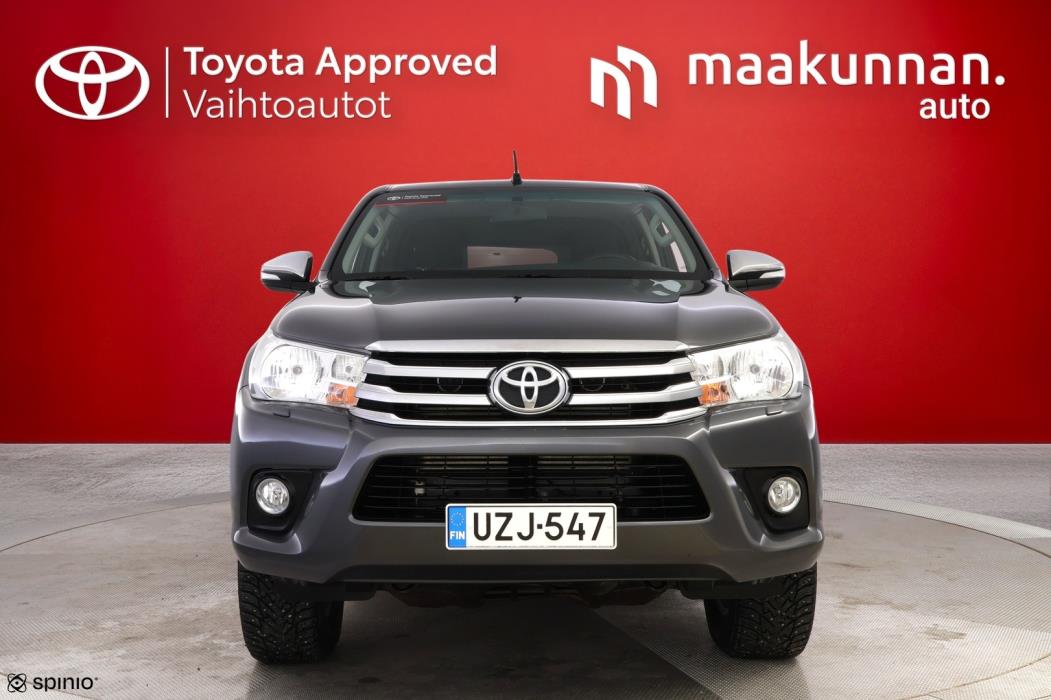 TOYOTA Hilux 2016