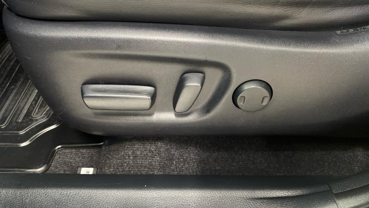 TOYOTA RAV4 2018