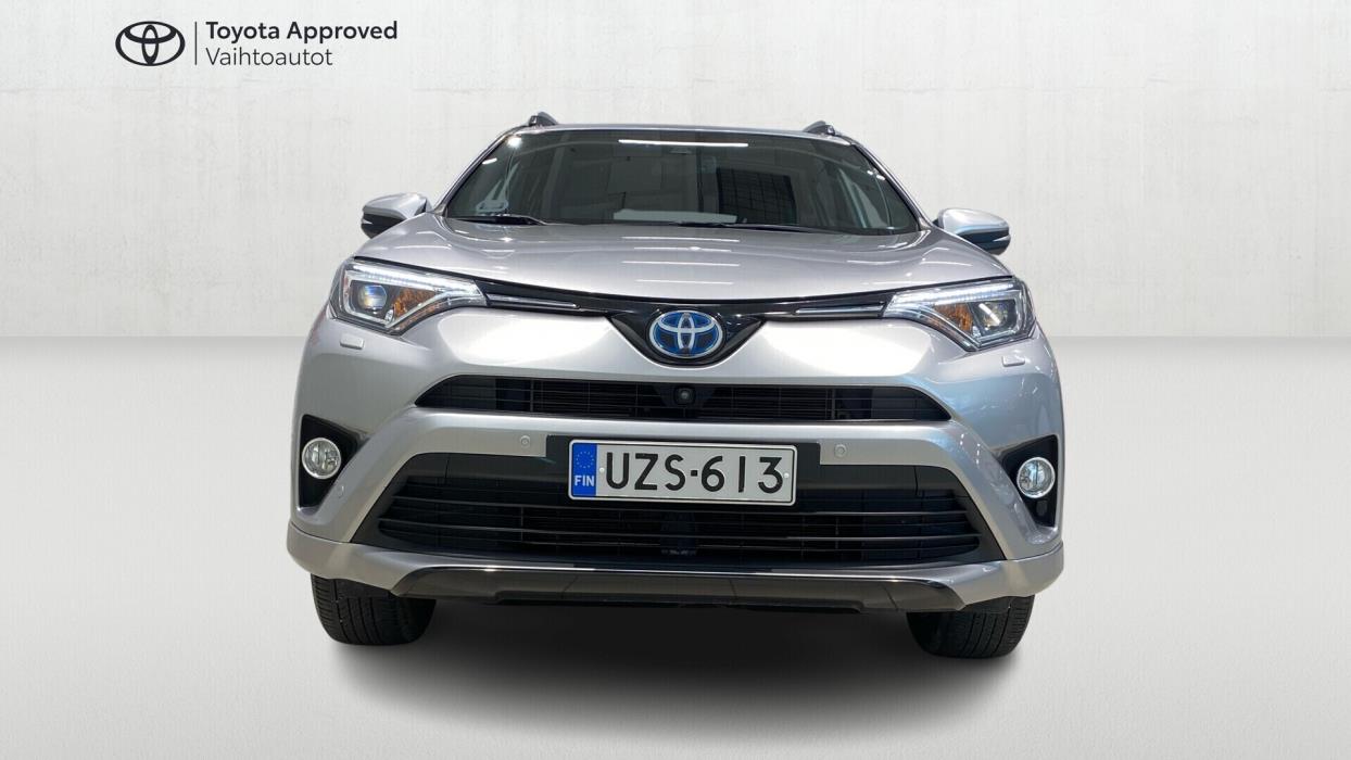 TOYOTA RAV4 2018