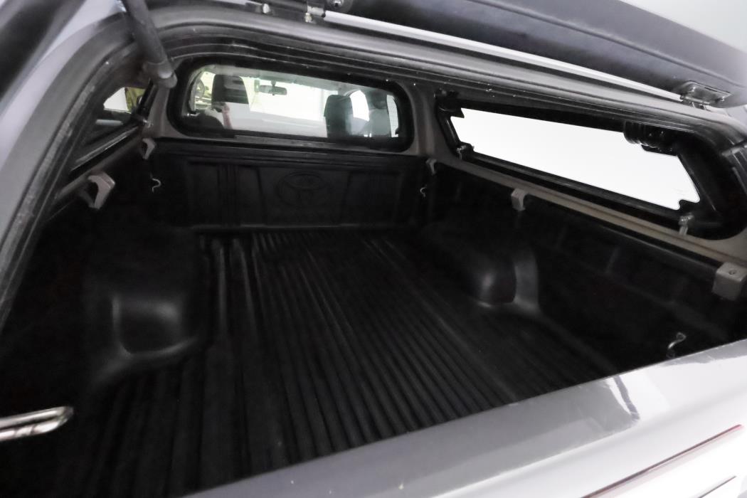 TOYOTA Hilux 2017