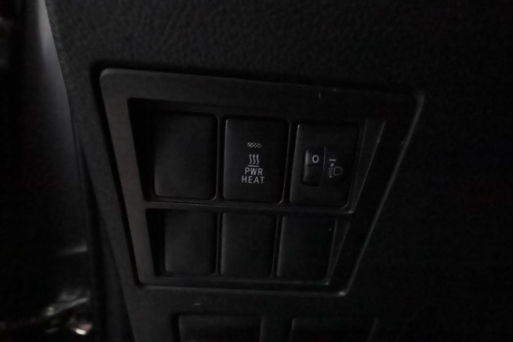 TOYOTA Hilux 2017