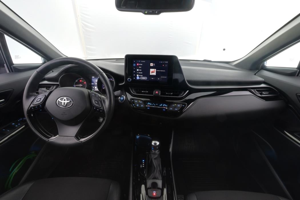 TOYOTA C-HR 2023