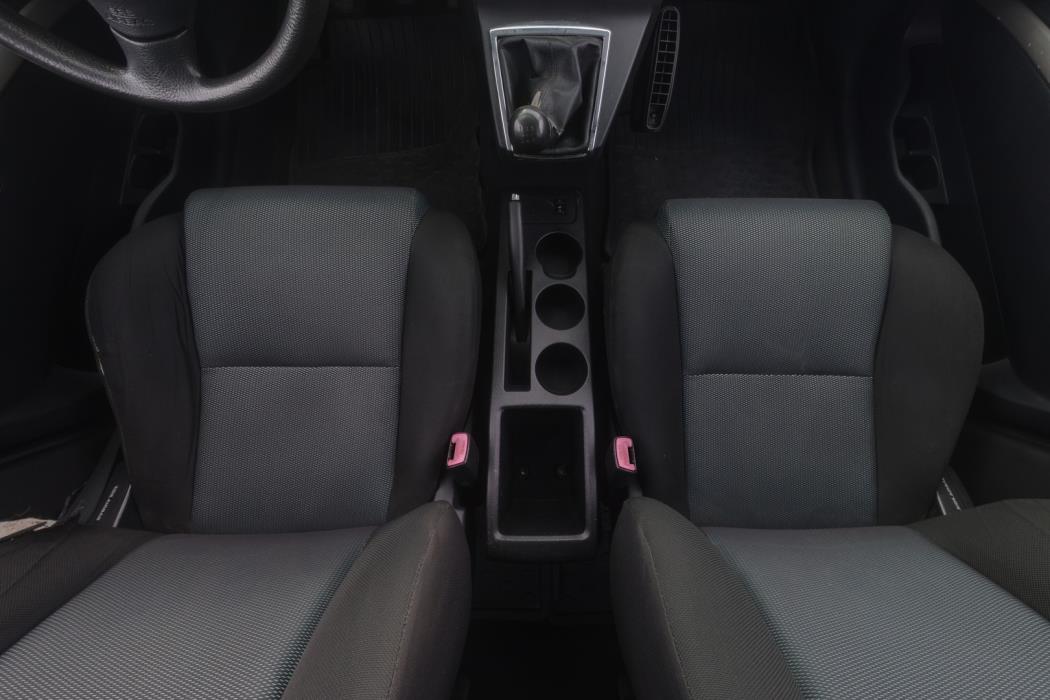 TOYOTA Corolla Verso 2005