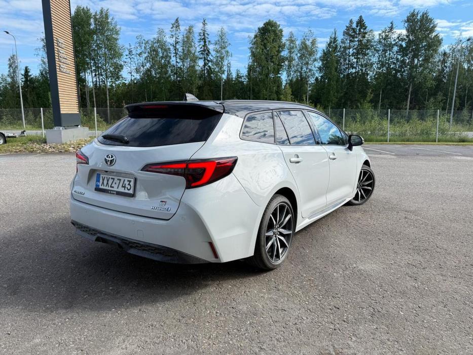 TOYOTA COROLLA 2023