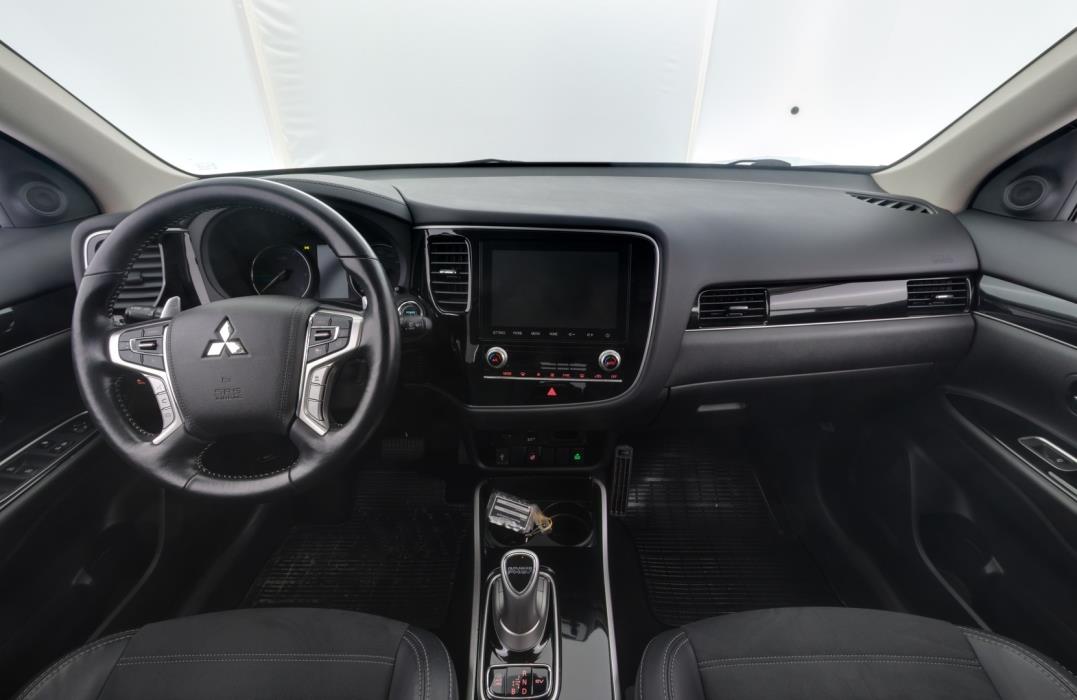 MITSUBISHI Outlander PHEV 2021