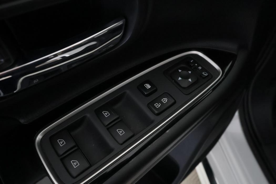 MITSUBISHI Outlander PHEV 2021