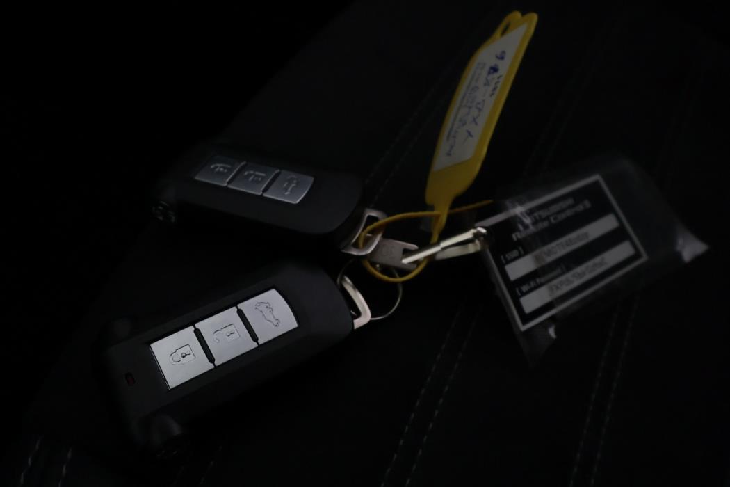 MITSUBISHI Outlander PHEV 2021