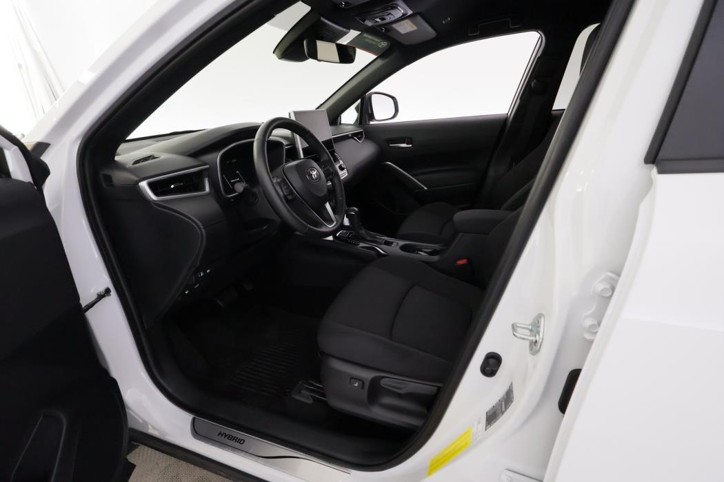 TOYOTA Corolla Cross 2024