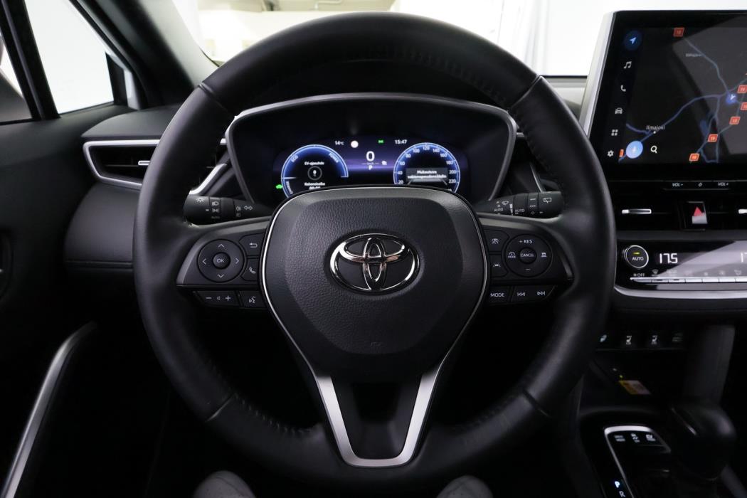 TOYOTA Corolla Cross 2024