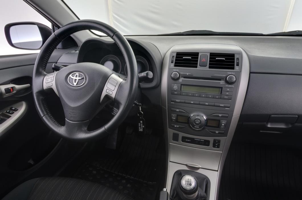 TOYOTA Corolla 2007