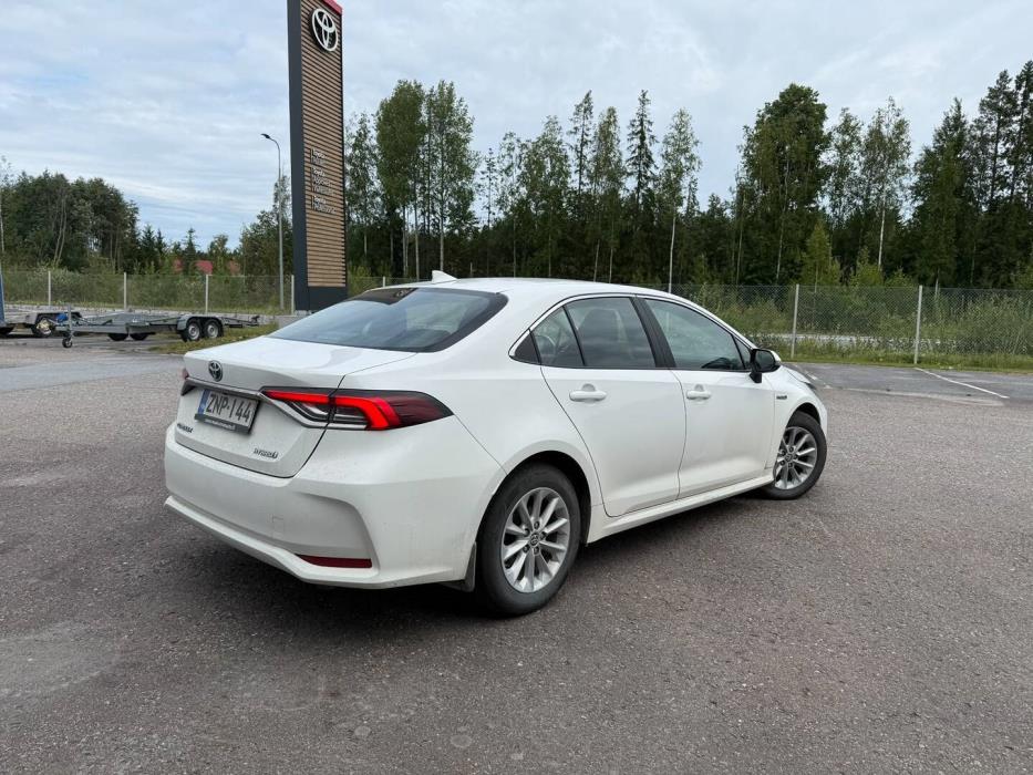 TOYOTA Corolla 2021