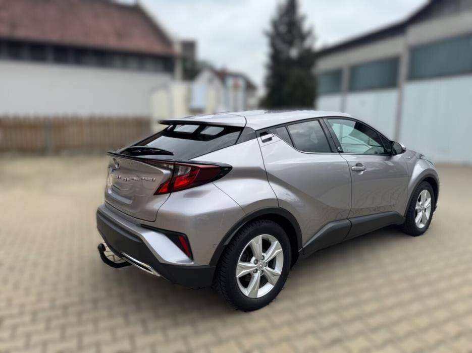 TOYOTA C-HR 2022
