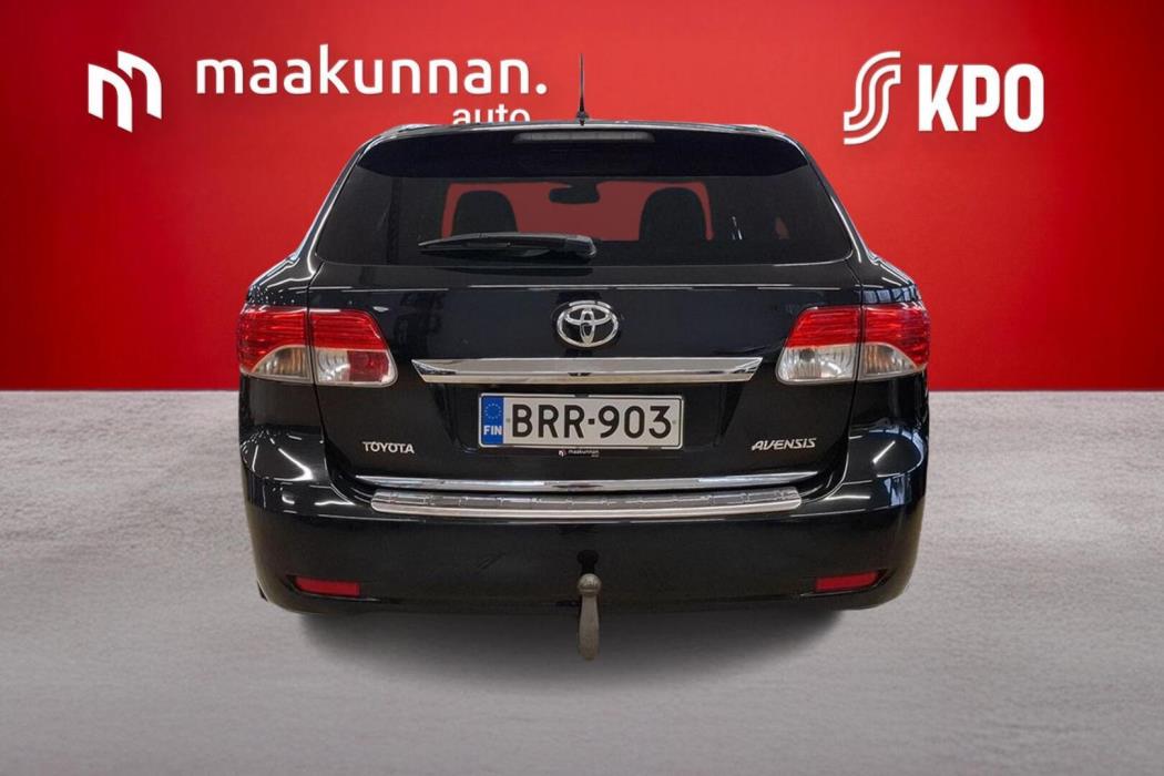 TOYOTA Avensis 2014