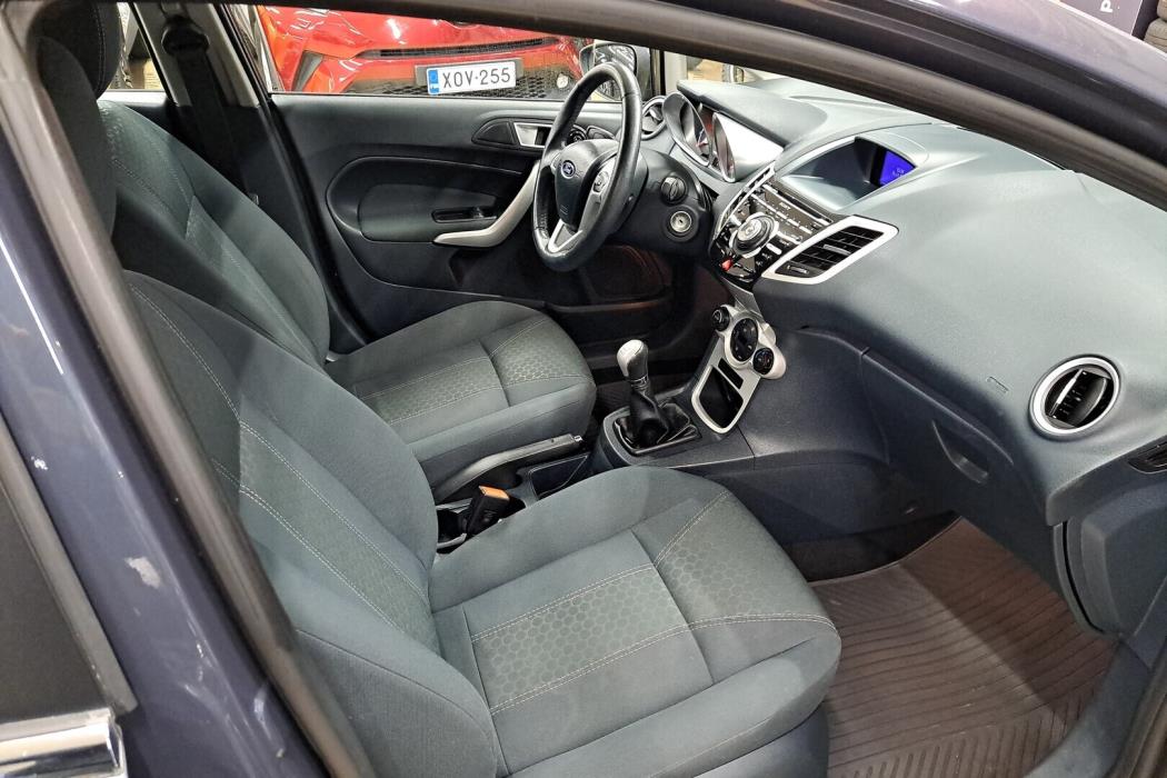 FORD Fiesta 2012