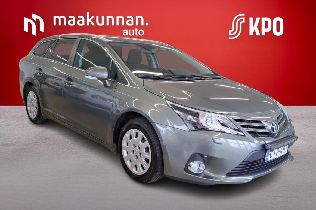 TOYOTA Avensis 2012