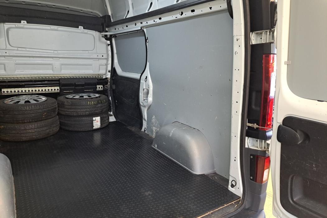 RENAULT Trafic 2019