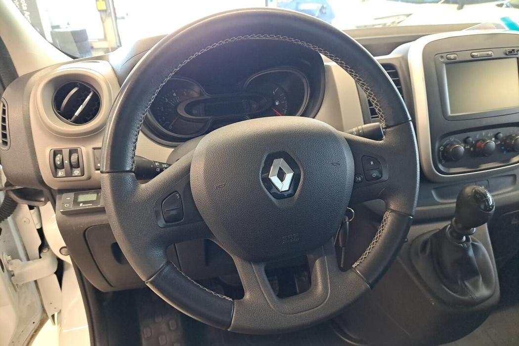 RENAULT Trafic 2019
