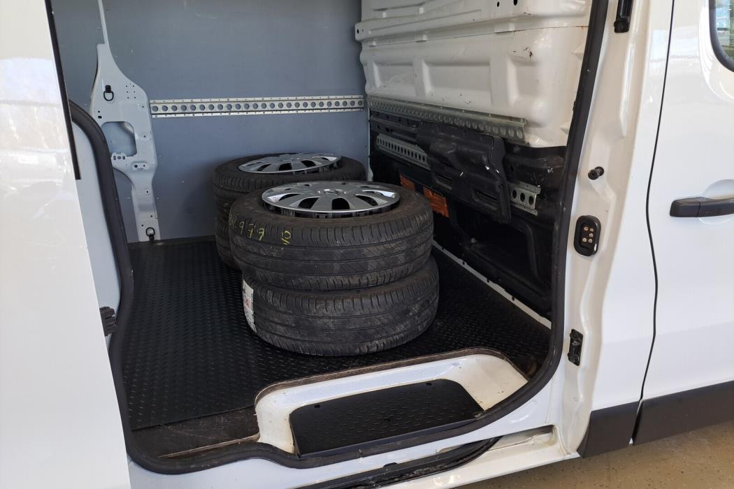 RENAULT Trafic 2019