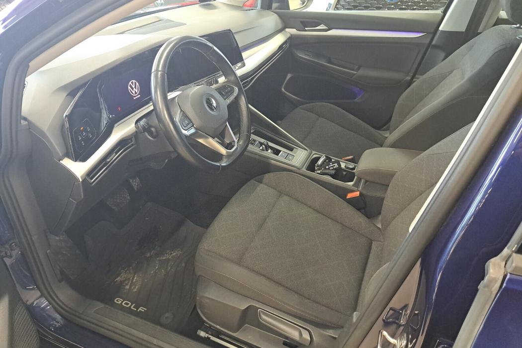 VOLKSWAGEN Golf 2020