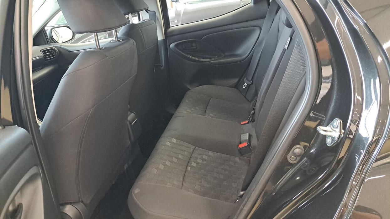 TOYOTA Yaris 2024