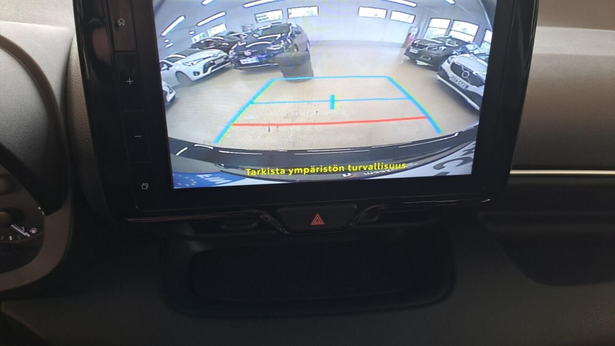 TOYOTA Yaris 2024