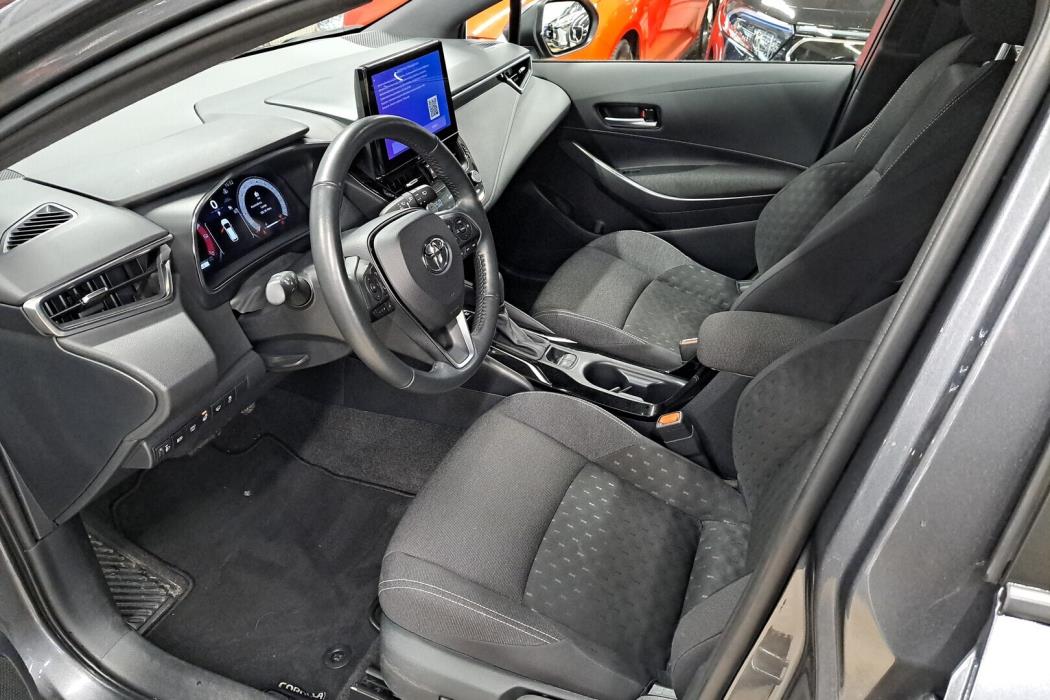 TOYOTA Corolla 2024
